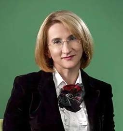 Eveniment News.ro - Adriana Vincze (Groupama): Nu cred că putem vorbi de sustenabilitate fără să vorbim de performanţă, ele sunt legate