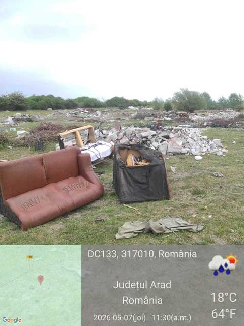 Depozite ilegale de deşeuri pe mai mult de patru hectare, descoperite de Garda de Mediu în judeţul Arad / Primăria Apateu trebuie să cureţe zona cel târziu până în 6 iunie - FOTO