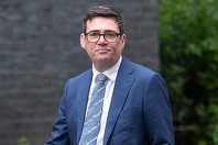 Investitorii se tem de o posibilă schimbare spre stânga în Marea Britanie, pe fondul ascensiunii lui Andy Burnham