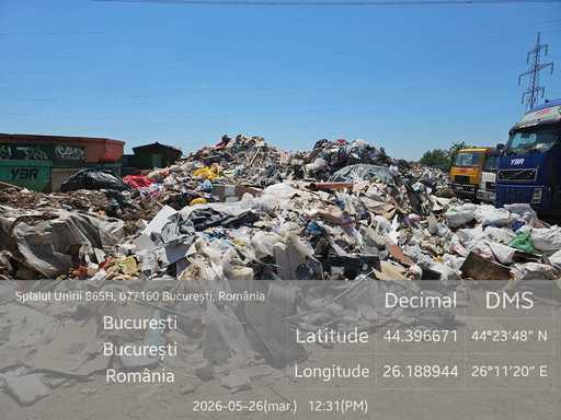 Deşeuri din construcţii colectate ilegal în Bucureşti – Garda de Mediu a aplicat o amendă de 60.000 de lei şi a dispus oprirea activităţii