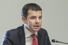 România extinde reţeaua de diplomaţi economici prin recrutare internă. Care sunt condiţiile să ajungi diplomat economic în marile oraşe ale lumii şi ce salarii sînt
