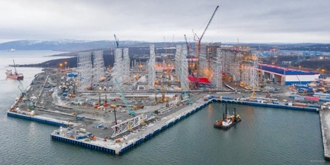 Un petrolier GNL trecut sub pavilion rusesc începe operaţiunile la proiectul Arctic LNG 2, aflat sub sancţiuni americane