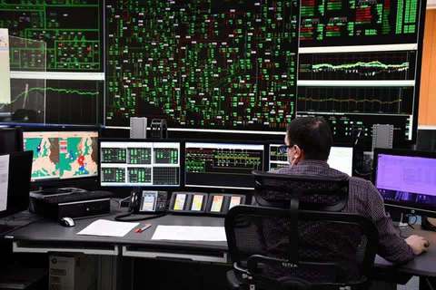 Transelectrica: Exerciţiu de restaurare a Sistemului Electroenergetic Naţional, în cazul producerii unei situaţii de avarie, desfăşurat cu succes în zona Dobrogea. Rompetrol  Energy şi Nuclearelectrica, implicate în acţiune
