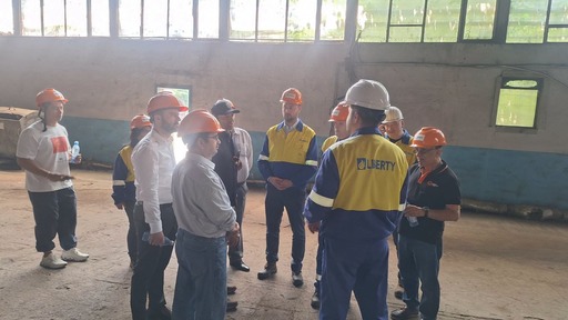 O delegaţie a companiei indiene Jindal, unul dintre marii producători siderurgici din Asia, a vizitat combinatul siderurgic Liberty Galaţi. Prefect: „Există motive să privim cu speranţă către viitor” - FOTO
