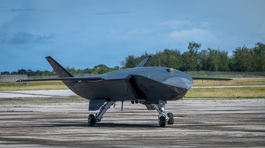 Companiile aerospațiale accelerează cursa pentru dezvoltarea avioanelor de luptă autonome fără pilot, o piață militară de miliarde de dolari
