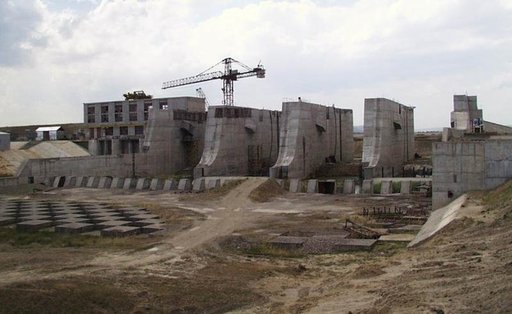 Senatorul liberal Lucian Rusu anunţă semnarea contractului pentru echipamentele la Barajul Hidroenergetic de la Paşcani, în valoare de peste 93 milioane de lei/ Investiţia a început în urmă cu 40 de ani, fiind abandonată în 1989