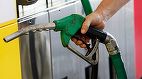 De duminică se aplică prima reducere a accizei la motorină. Motorina a coborât sub 10 lei/l în staţiile Petrom. România rămâne însă în prima jumătate a topului statelor europene cu cea mai scumpă motorină