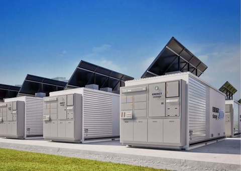 Ilie Bolojan, după ce a fost publicat în Monitorul Oficial Ghidul solicitantului pentru investiţiile în instalaţii autonome de stocare în baterii a energiei electrice: Investiţiile în stocare înseamnă un sistem energetic mai sigur