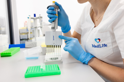 Grupul MedLife achiziţionează 75% din compania Qualipat şi îşi consolidează poziţia de lider în diagnosticul avansat