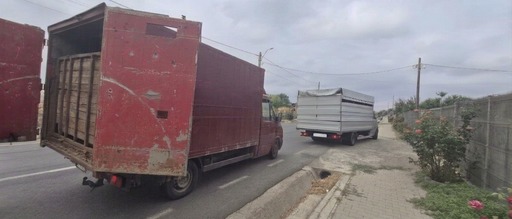 ANSVSA: Peste 100 de specialişti ai instituţiei, jandarmi şi poliţişti, mobilizaţi în judeţul Tulcea pentru a depista transporturile clandestine de animale. Nereguli, semnalate chiar în primele ore, fiind depistate două transporturi ilegale de animale
