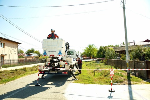 Licitaţie de peste 156 de milioane de lei pentru achiziţia de autovehicule cu platformă de lucru la înălţime, lansată de Reţele Electrice România. Utilajele vor fi folosite pentru intervenţii de urgenţă
