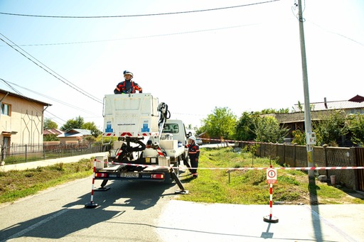 Licitaţie de peste 156 de milioane de lei pentru achiziţia de autovehicule cu platformă de lucru la înălţime, lansată de Reţele Electrice România. Utilajele vor fi folosite pentru intervenţii de urgenţă
