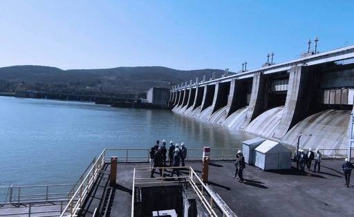 Hidroelectrica investeşte 296,8 milioane lei în stocarea energiei la Porţile de Fier II, cea mai mare capacitate de stocare în baterii din portofoliu / A fost atribuit contractul pentru instalarea sistemului