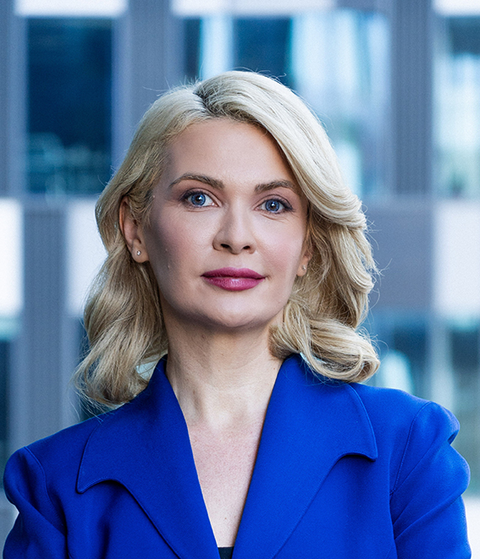Eveniment News.ro – Oana Bâra (BCR): O bancă nu trebuie să fie doar un furnizor de servicii finnaciare, ci şi un partener de creştere, pentru că dacă antreprenorii cresc, implicit cresc şi băncile
