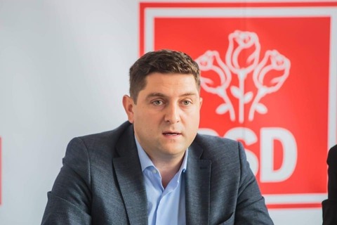 Şeful PSD Iaşi, Bogdan Cojocaru: Tronsonul Târgu Frumos - Leţcani din A8 este blocat în proceduri birocratice. Dacă nu se semnează rapid contractul de proiectare şi execuţie, finanţarea prin programul SAFE este în pericol