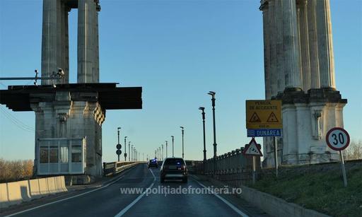 Autorităţile anunţă restrictii de trafic, duminică, pe Podul Prieteniei Giurgiu–Ruse, pentru derularea competiţiei ”Alergarea Spiritului Liber Ruse–Giurgiu” / Vor participa 450 de persoane