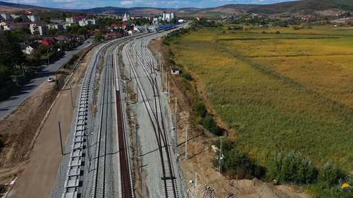 Asociaţia Pro Infrastructură: Daţi drumul trenurilor între Cluj-Napoca şi Poieni în noul mers din 2027 / Este jenant că, la aproape 4 ani de la semnarea contractelor, avem în continuare blocaje birocratice

