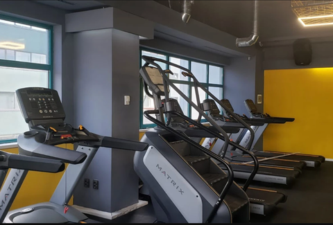 Tranzacţie pe piaţa reţelelor de fitness din România: Enterprise Investors preia lanţul Stay Fit Gym de la Morphosis Capital
