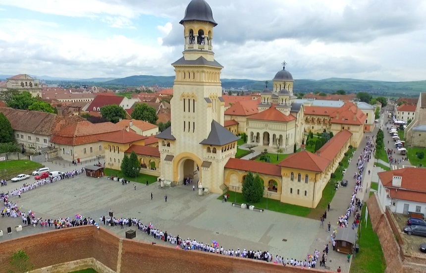Alba Iulia, primul oraş "Smart City” din România. Ministerul Comunicaţiilor şi Primăria au pus bazele unui parteneriat