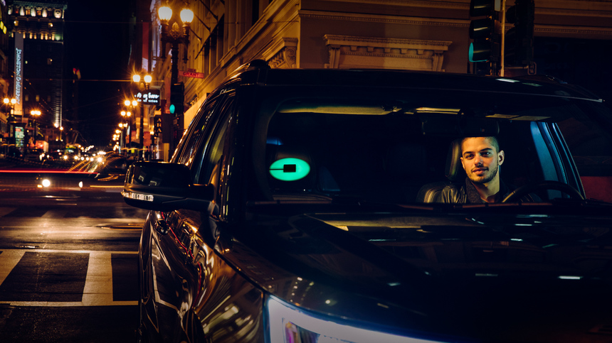 Uber lansează Beacon, un dispozitiv care ajută la identificarea maşinilor comandate