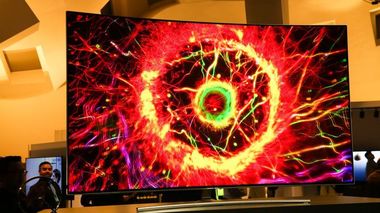 Sony, LG şi Samsung îşi lansează cele mai performante televizoare pentru 2017
