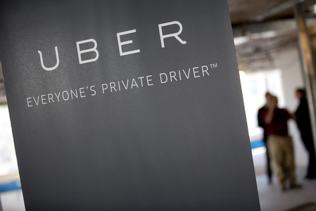 Uber anunţă reducerea tarifelor în Bucureşti