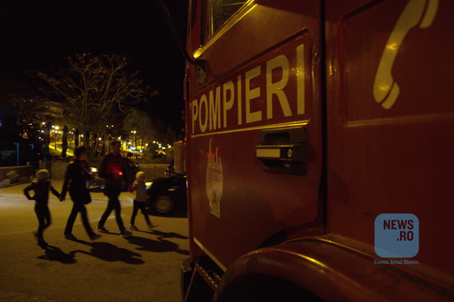 Incendiu în zona Dorobanţi, un apartament arde cu flacără deschisă