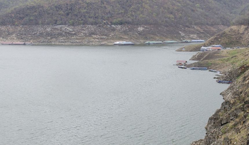 Hidrologii au instituit cod roşu în bazinul râului Milcov, din Vrancea; vor fi depăşite cotele de pericol