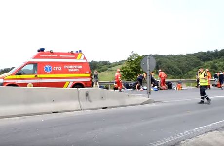 Traficul pe DN 1 Braşov-Făgăraş, blocat în urma accidentului de autocar, a fost reluat după mai mult de cinci ore