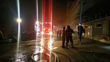 INCENDIU la o fabrică de pâine din Chitila. FOTO