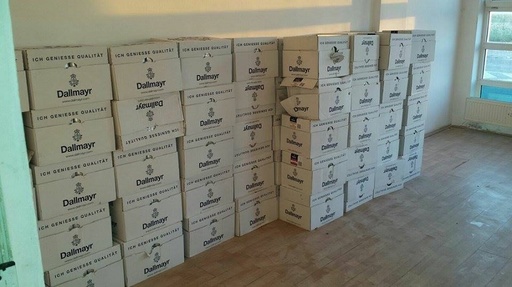 Aproximativ o tonă şi jumătate de cafea fără documente legale, confiscată de poliţiştii de frontieră din Timiş