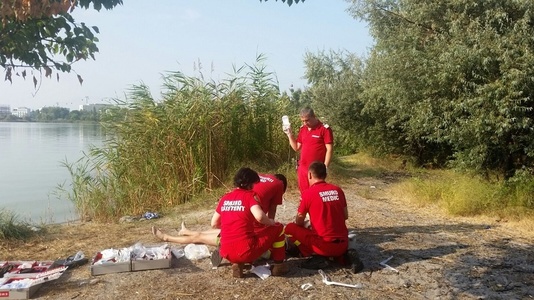 Un tânăr de 18 ani a murit înecat în lacul Siutghiol din Mamaia. Cadrele medicale au încercat zeci de minute să-l resusciteze