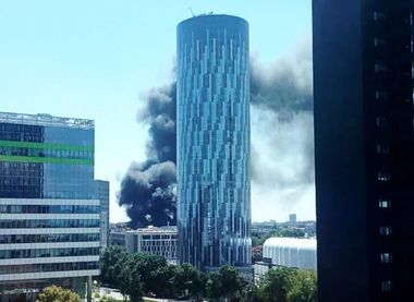 Incendiu lângă un club din zona Floreasca din Capitală. FOTO