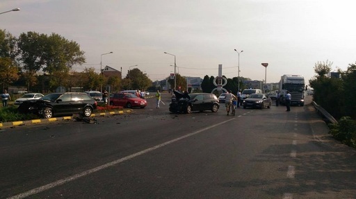 Primarul din Focşani, implicat într-un accident, a rămas internat la Spitalul Judeţean Focşani, având şi un traumatism cranio-cerebral. Mesajul edilului după accident