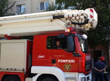 ISU: În Bucureşti nu au existat apeluri legate de cutremur. Echipajul trimis în recunoaştere în Centrul Vechi nu a constatat pagube