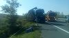 Un autotren încărcat cu oi s-a răsturnat pe Autostada Soarelui, traficul este blocat