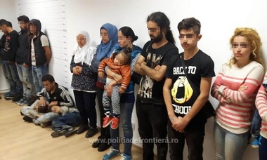 Timiş: Paisprezece cetăţeni sirieni, irakieni, egipteni, algerieni şi kosovari, prinşi când încercau să intre ilegal în ţară