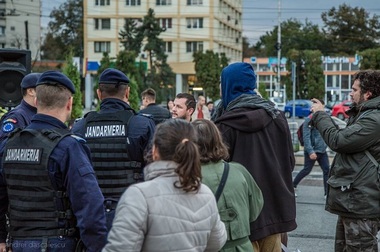 Conducerea IJJ Iaşi susţine că intervenţia jandarmilor la finalul unui spectacol în aer liber a fost făcută în urma unor sesizări 