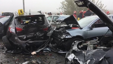 Dosar penal deschis de Parchetul de pe lângă Judecătoria Lehliu şi Brigada Autostrăzi în urma accidentului de pe A2