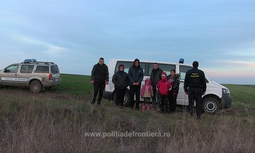 Constanţa: Şase migranţi irakieni care voiau să ajungă în Germania cu ajutorul a patru călăuze bulgare, prinşi de poliţiştii de frontieră