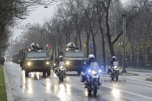 Programul paradei militare din Capitală: 3.000 de militari, avioane F-16, irlandezi cu kilturi tradiţionale şi cimpoaie. VIDEO