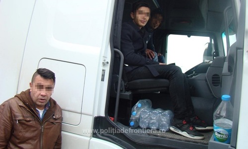 Doi turci şi un sirian care încercau să intre ilegal în ţară au fost prinşi de poliţiştii de frontieră din Giurgiu