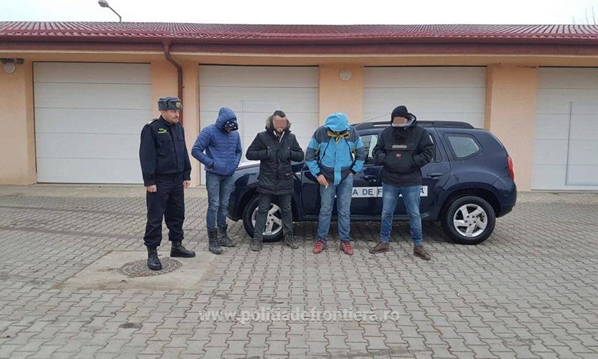 Timiş: Patru cetăţeni din Kosovo, depistaţi când încercau să intre ilegal în ţară, din Serbia - FOTO