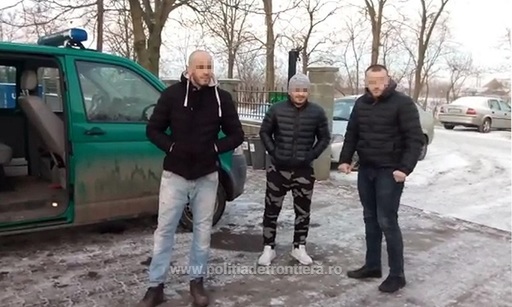 Trei cetăţeni din Kosovo care încercau să intre ilegal în România din Serbia, prinşi de poliţiştii de frontieră din Timiş