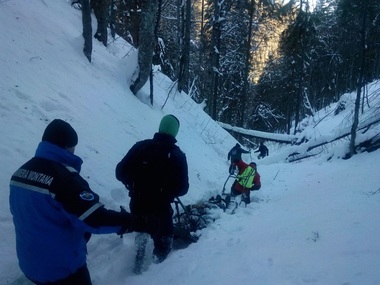 Bărbat dispărut de aproape trei zile după ce a plecat de la cabana Gârbova situată între Predeal şi Azuga, unde lucra cu ziua, găsit mort