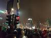 Peste 80.000 de oameni protestează în Piaţa Victoriei. "Nu vă credem”, "Nu cedăm”, mesaje proiectate pe clădirea Guvernului