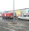 Alertă cu bombă în apropierea unui supermarket din Medgidia, poliţiştii fac verificări