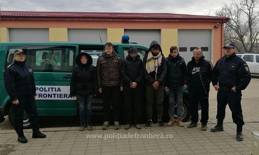 Caraş-Severin: 28 de irakieni, între care cinci copii, prinşi după ce au intrat în ţară din Serbia, cu intenţia să ajungă în vestul Europei