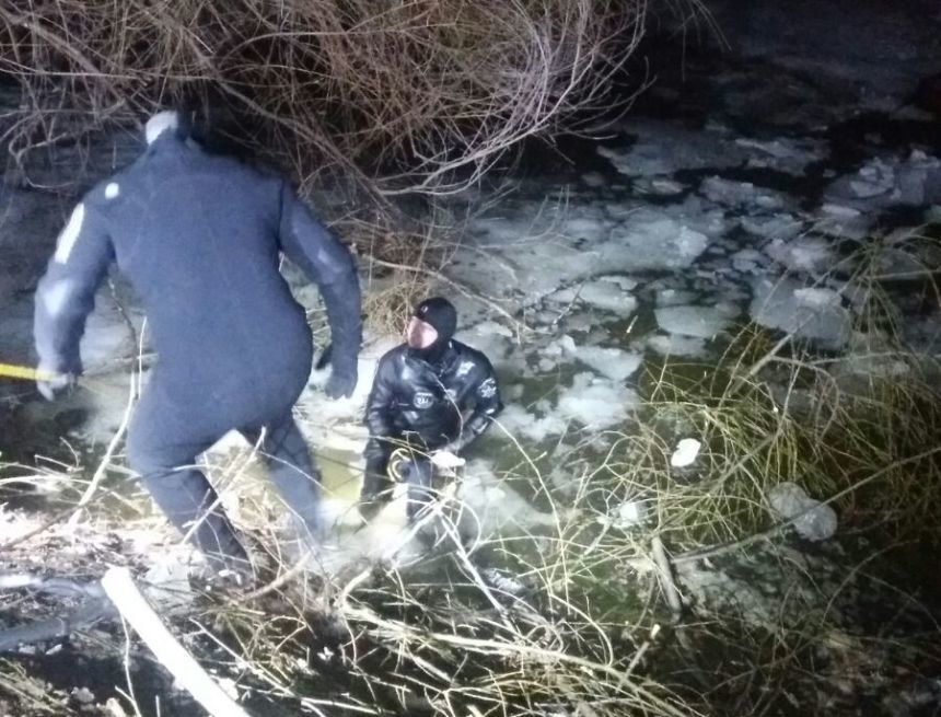 Ilfov: Un bărbat a fost găsit decedat în Balta Pipera din Voluntari, unde a căzut după ce gheaţa s-a spart 