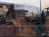 Peste 30 de familii ale căror apartamente au fost afectate de incendiul de la o pensiune din Focşani cer ajutor autorităţilor